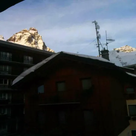 Appartement In Cervinia Center - 50mt From Ski Slopes